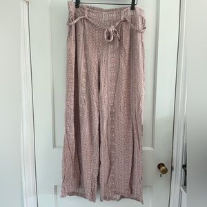 Torrid Pants pink with white detail size 2X